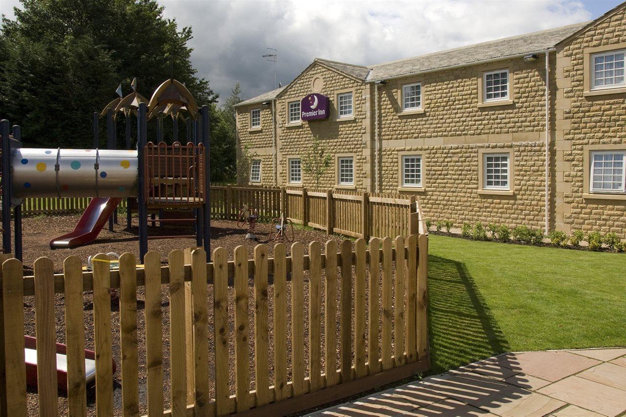 Premier Inn Skipton North Gargrave Exteriör bild